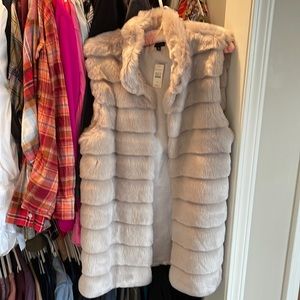 NWT Talbots faux fur vest
